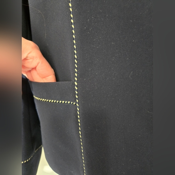 JAQUES VERT Navy Blue Women's Blazer with Gold Accents. Size 12 - Picture 2 of 11